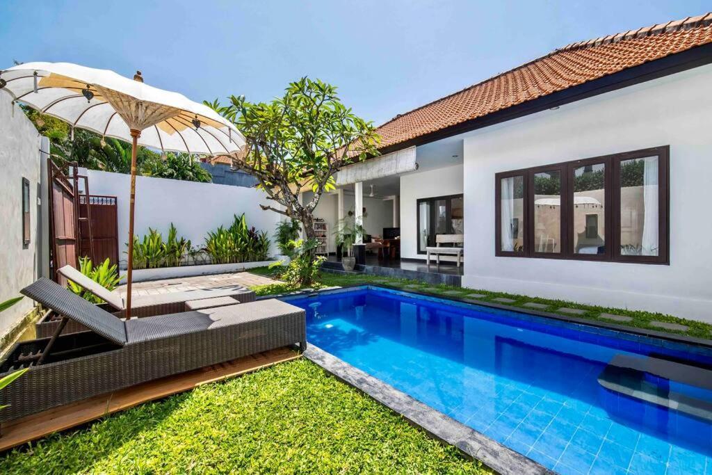 Bens Two-bedroom With Private Swimmingpool Villa Seminyak (Bali)