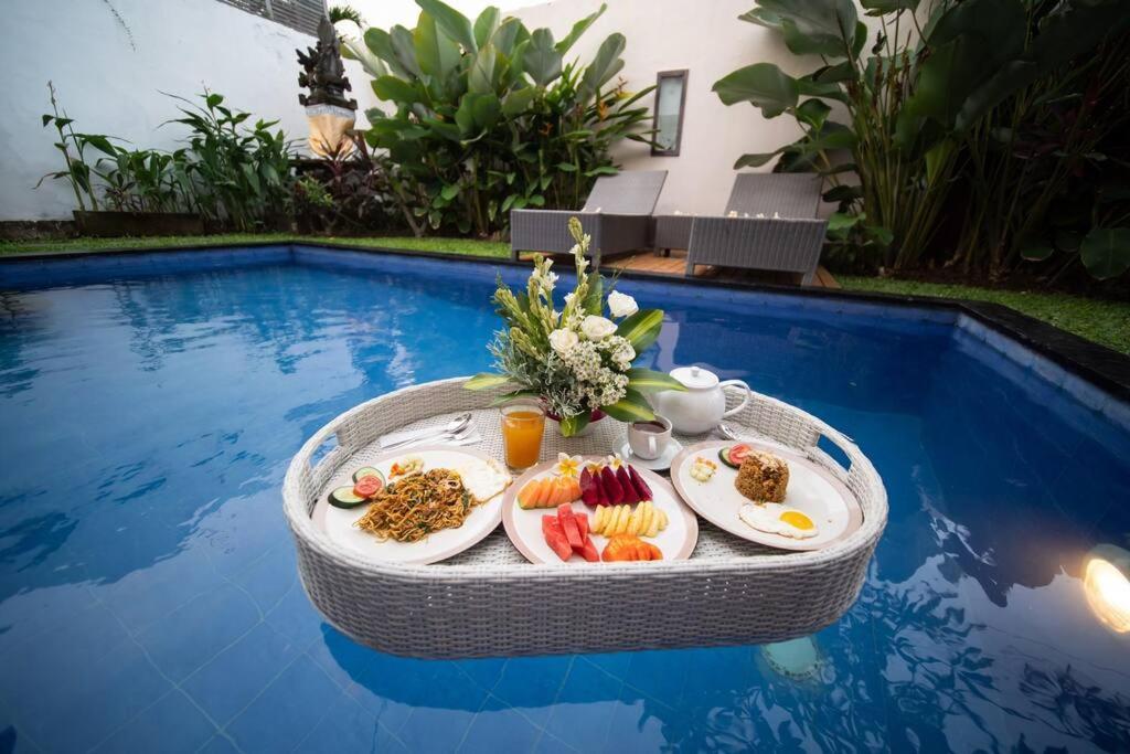 Bens Two-bedroom With Private Swimmingpool